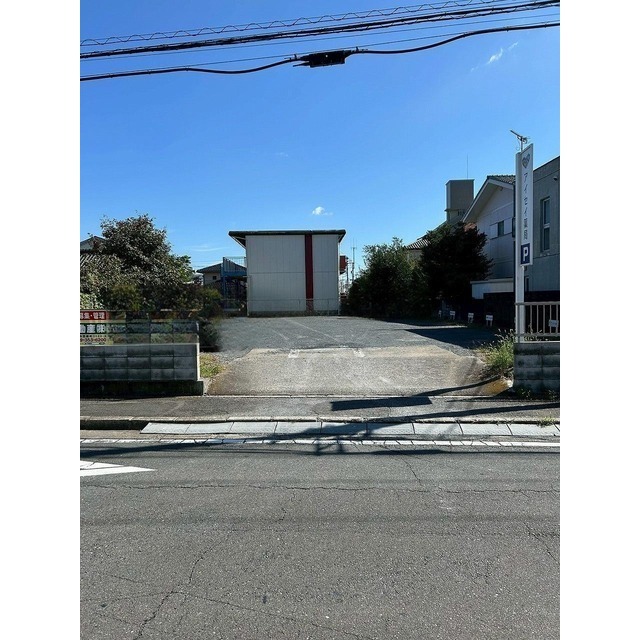 201310851