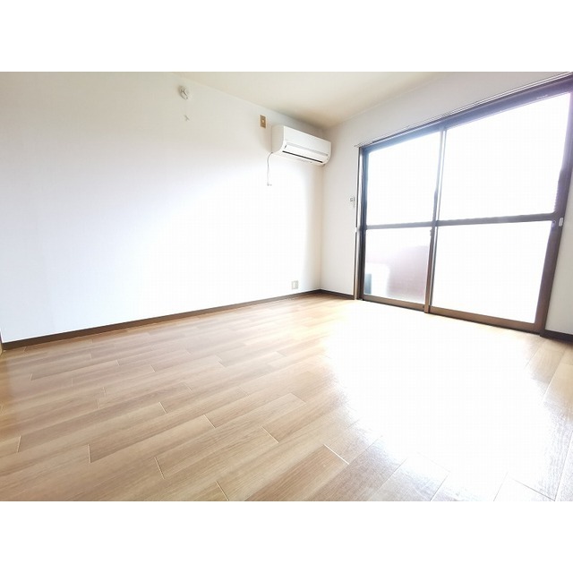 守谷市小山