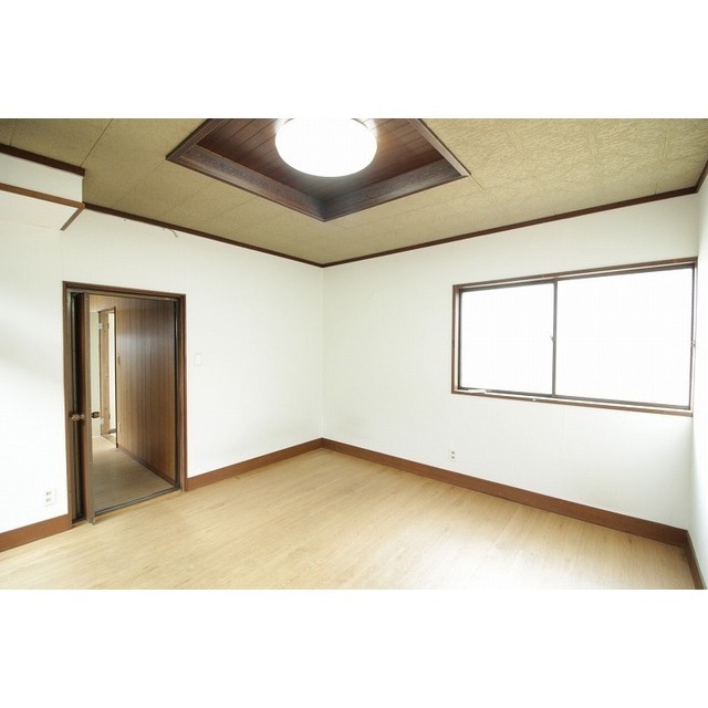 常総市水海道栄町